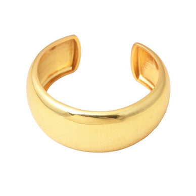 You've found the perfect 'quiet luxury' piece with our Elsa bangle. Classic elegance in yellow or white gold, this baby is the one you need.
Rendor jewelry is 14-18k gold plated and shined at differing levels of polish- matte and high gloss.
*Please Note:
Rewards cannot be applied to this product
This item is not eligible for returns
This item cannot be shipped outside the U.S.