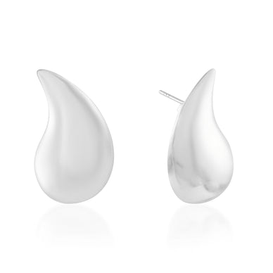 The Rora Earring will keep you on trend and totally chic.
Rendor jewelry is 14-18k gold plated and shined at differing levels of polish- matte and high gloss.
33mm x 18.5mm
*Please Note:
Rewards cannot be applied to this product
This item is not eligible for returns
This item cannot be shipped outside the U.S.