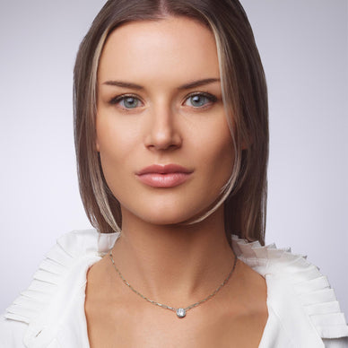 Solitaire Bezel on Paperclip Chain Necklace
14K White Gold Plated
Cubic Zirconia
15.5-21" Length
Stone: 8MM or 2CT
Fulfilled by our friends at Jennifer Miller Jewelry
*Please Note: Rewards cannot be applied to this product This item is not eligible for returns