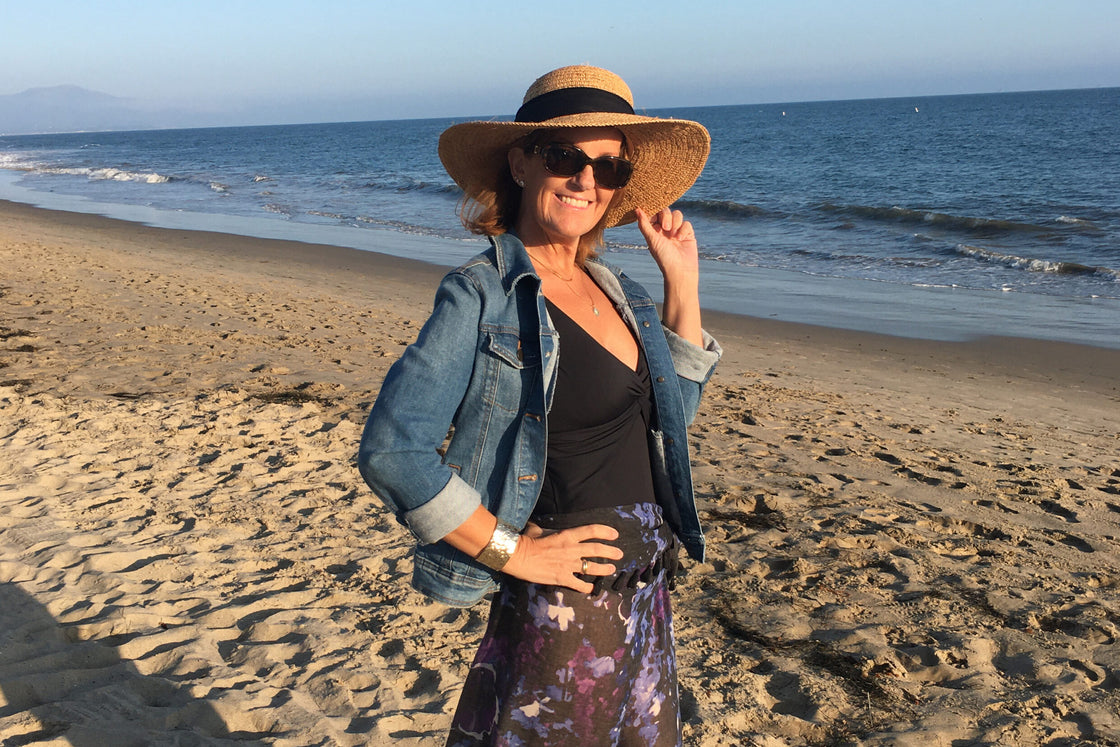 Community Spotlight: We Love This Member's Sassy & Classy Style