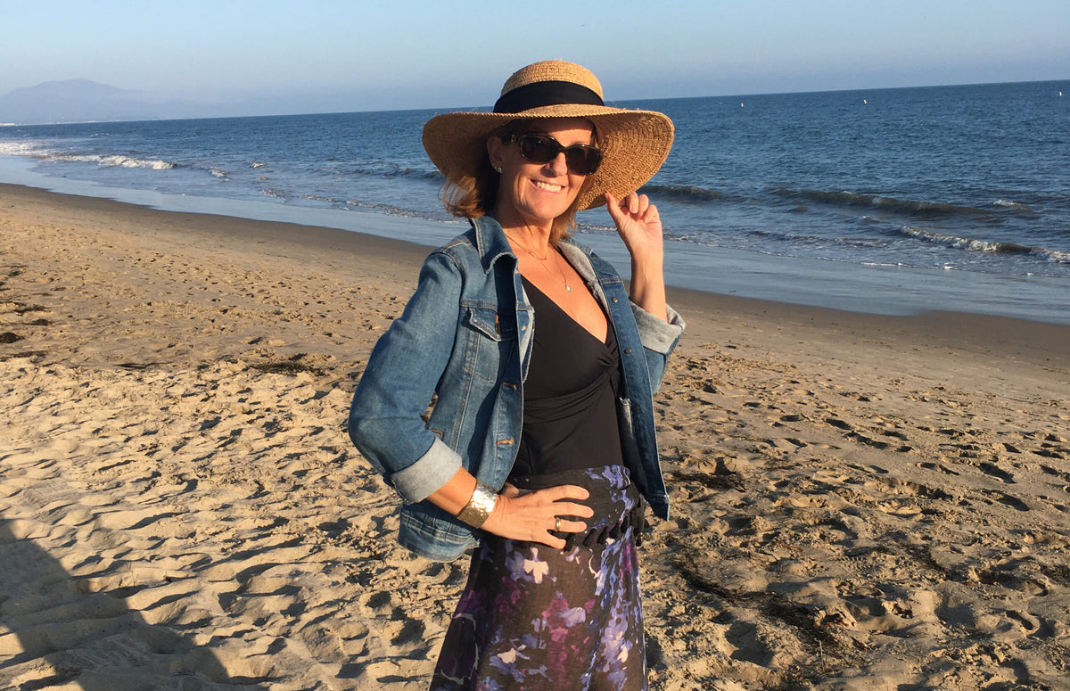 Community Spotlight: We Love This Member's Sassy & Classy Style – CURATEUR