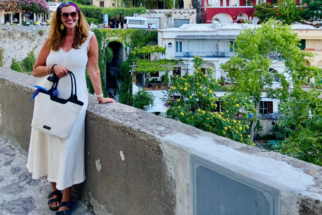 Community Spotlight: We Love This Member's Modern & Effortless Style