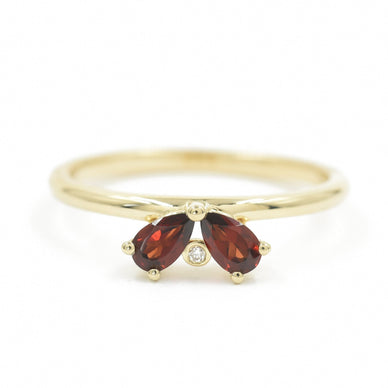 Bordeaux™ Garnet Flower Petal Ring 
14K Yellow Gold Diamond and Pear Shaped Red Garnet Butterfly Ring, Dia 0.009 ct, Garnet 0.42 ctw 
Fulfilled by our friends at BONDEYE JEWELRY ® 
*Please Note: 

Rewards cannot be applied to this product
This item is not eligible for returns 
This item cannot be shipped outside the U.S.
