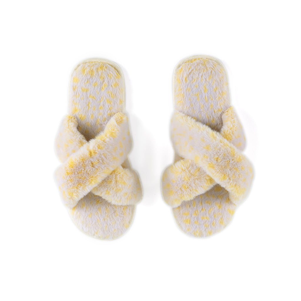 Maggie Plush Slippers – CURATEUR
